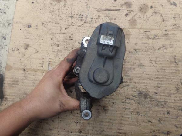 MACHOIRE ARRIERE GAUCHE VOLVO V60 2013 (ELECTRIQUE) - Vue 3